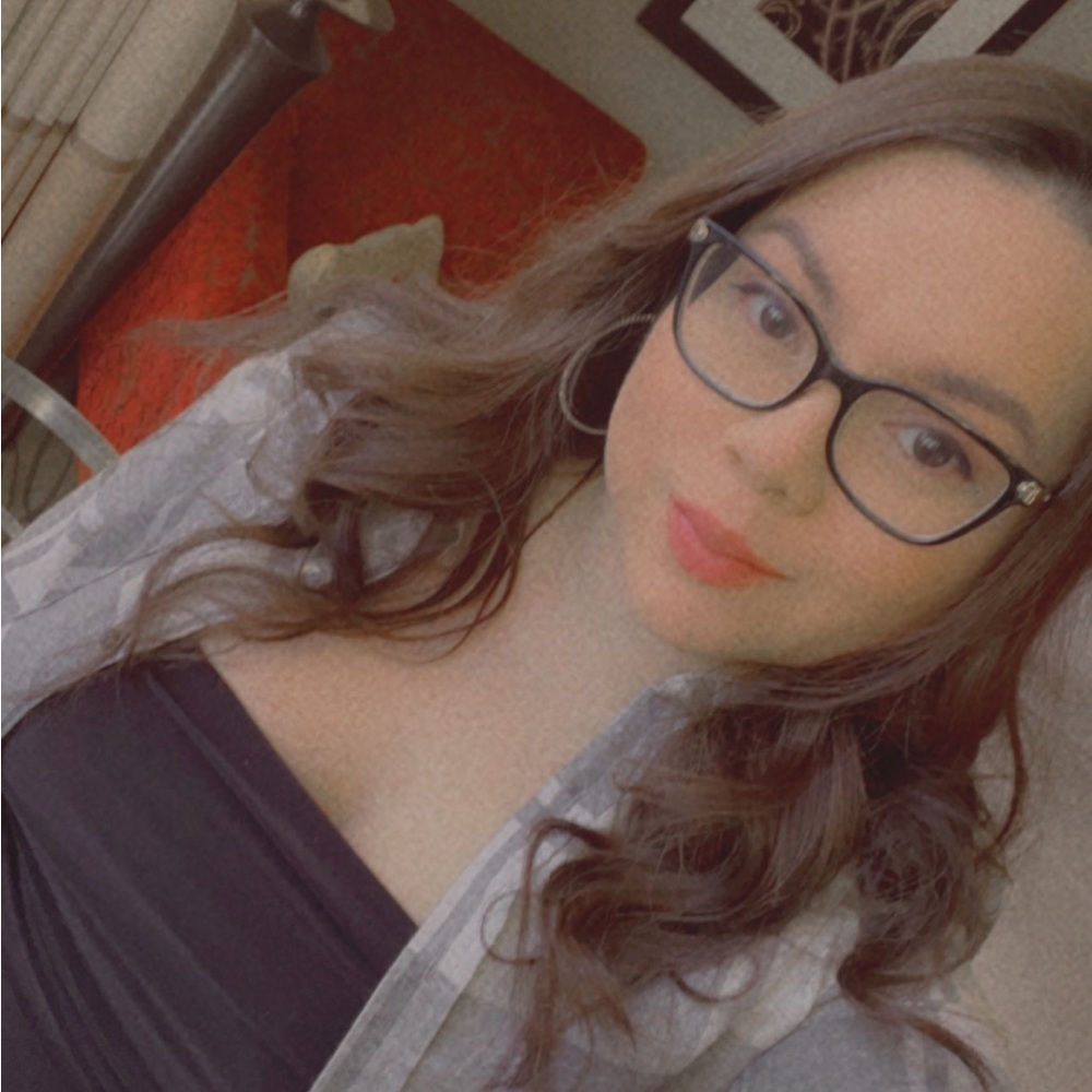 Meet your Posher, Kiana